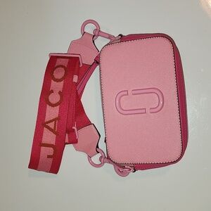THE MARC JACOBS SNAPSHOT BAG